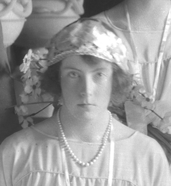 (Bridesmaid, sister of the bride) Miss Louisa (Mary Dorothy Charlotte) Forbes, Mrs David Landale (1904-1956); 4th dau of Charles William Forbes, 4th of Callendar; m. (1929) David ('Taffy') Landale, Chairman of Jardine Mathieson.